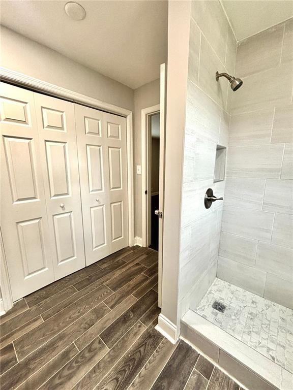 2924 Handy Drive NW Atlanta GA 30318