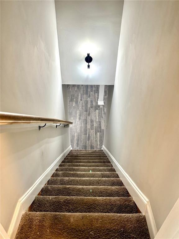 2924 Handy Drive NW Atlanta GA 30318