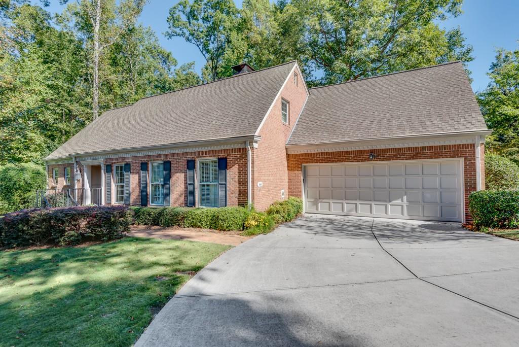 1882 Bedfordshire Court Decatur GA 30033