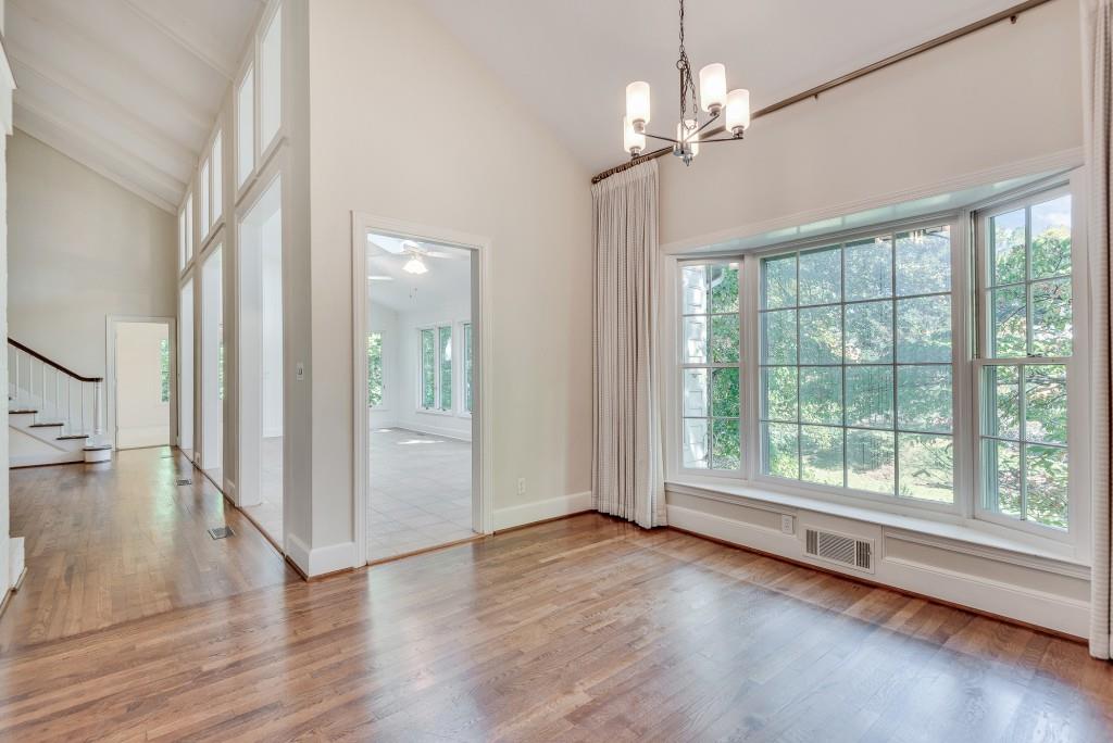 1882 Bedfordshire Court Decatur GA 30033