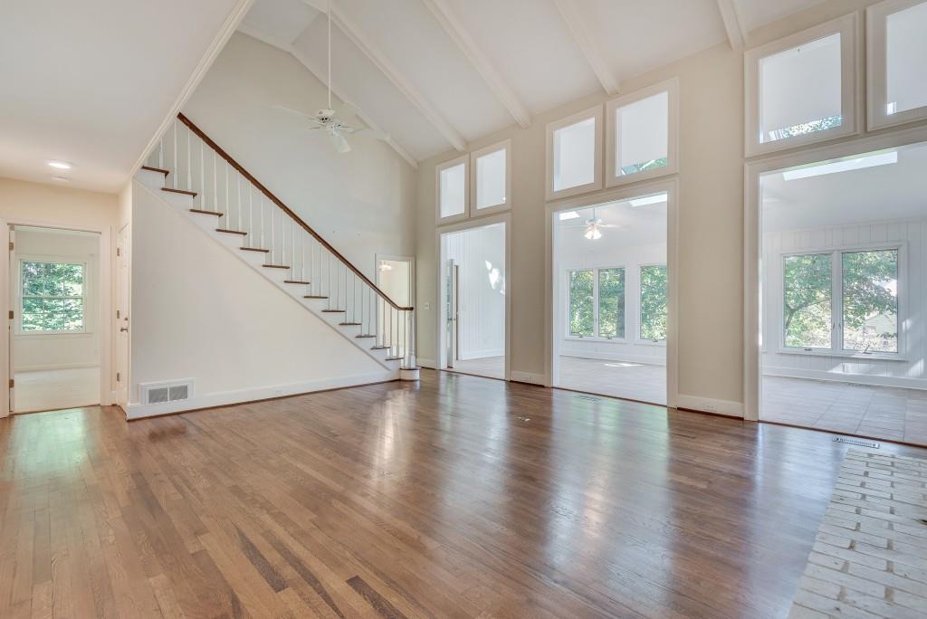 1882 Bedfordshire Court Decatur GA 30033