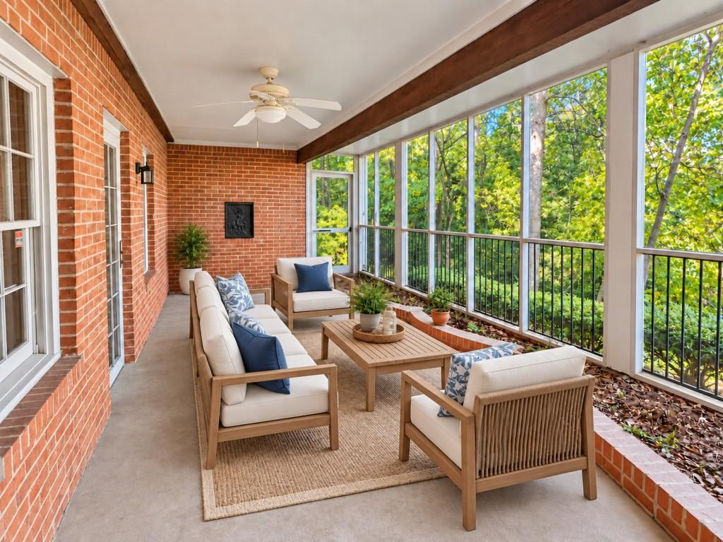 1882 Bedfordshire Court Decatur GA 30033