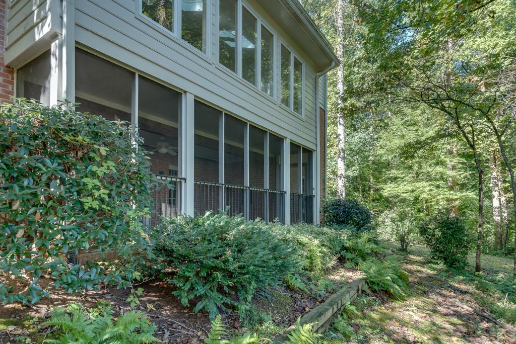 1882 Bedfordshire Court Decatur GA 30033
