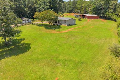 793 Soapstone Road Dahlonega GA 30533