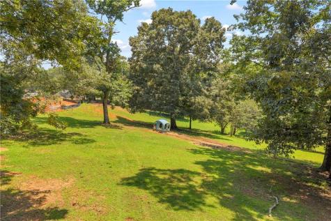 793 Soapstone Road Dahlonega GA 30533