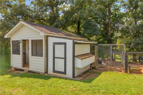 793 Soapstone Road Dahlonega GA 30533