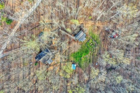 1250 Sutton Road Talking Rock GA 30175