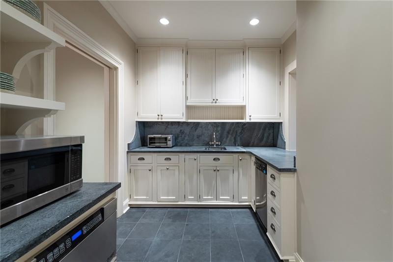 4380 Harris Trail NW Atlanta GA 30327