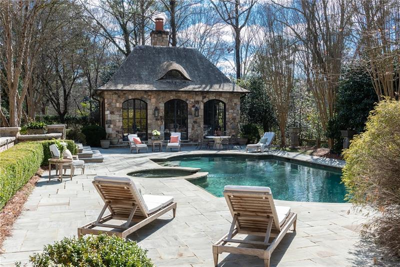 4380 Harris Trail NW Atlanta GA 30327
