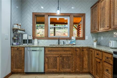 200 Echo Lane Ellijay GA 30540