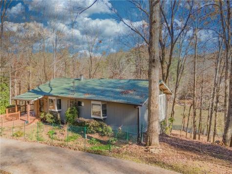 1113 River Road Cleveland GA 30528