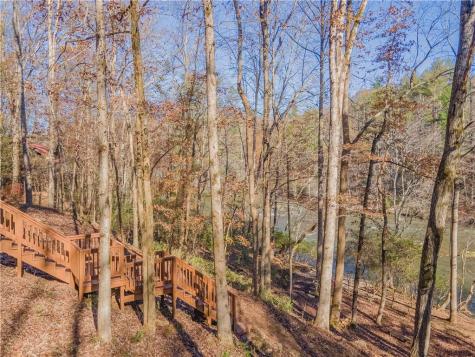 1113 River Road Cleveland GA 30528