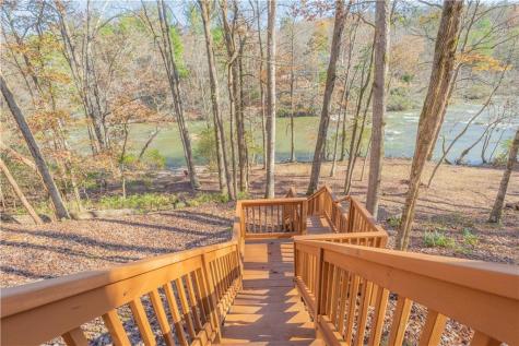 1113 River Road Cleveland GA 30528