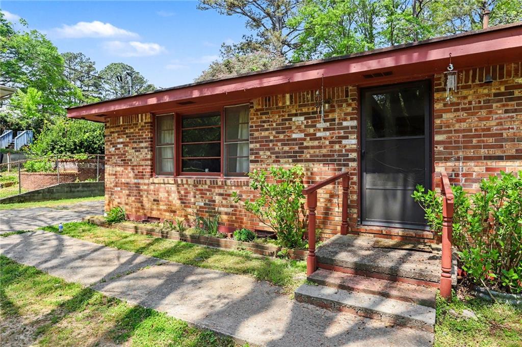 7019 Lakeview Lane Doraville GA 30360