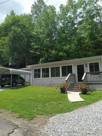 207 Canyon Pass Cleveland GA 30528