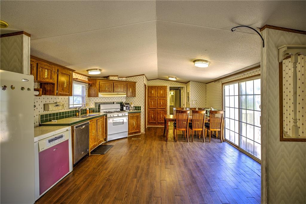 4201 Dunagan Road Gillsville GA 30543