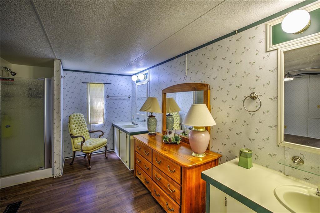 4201 Dunagan Road Gillsville GA 30543