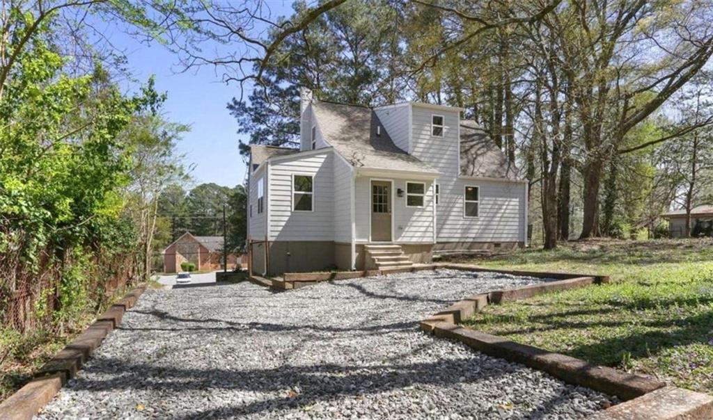 2561 Sylvan Road East Point GA 30344