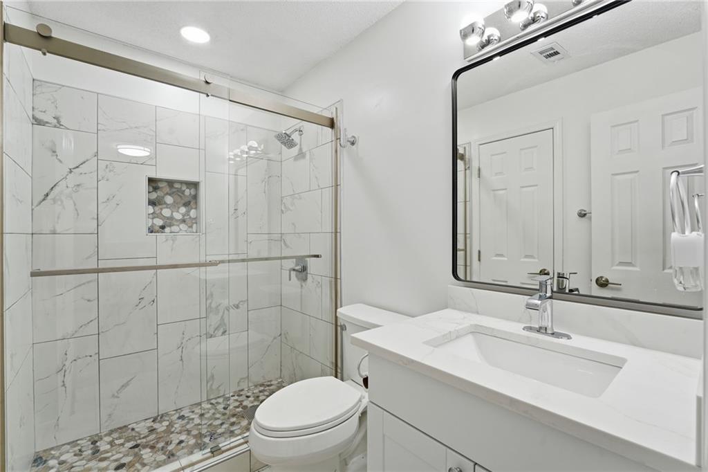 904 Wentworth Court Alpharetta GA 30022