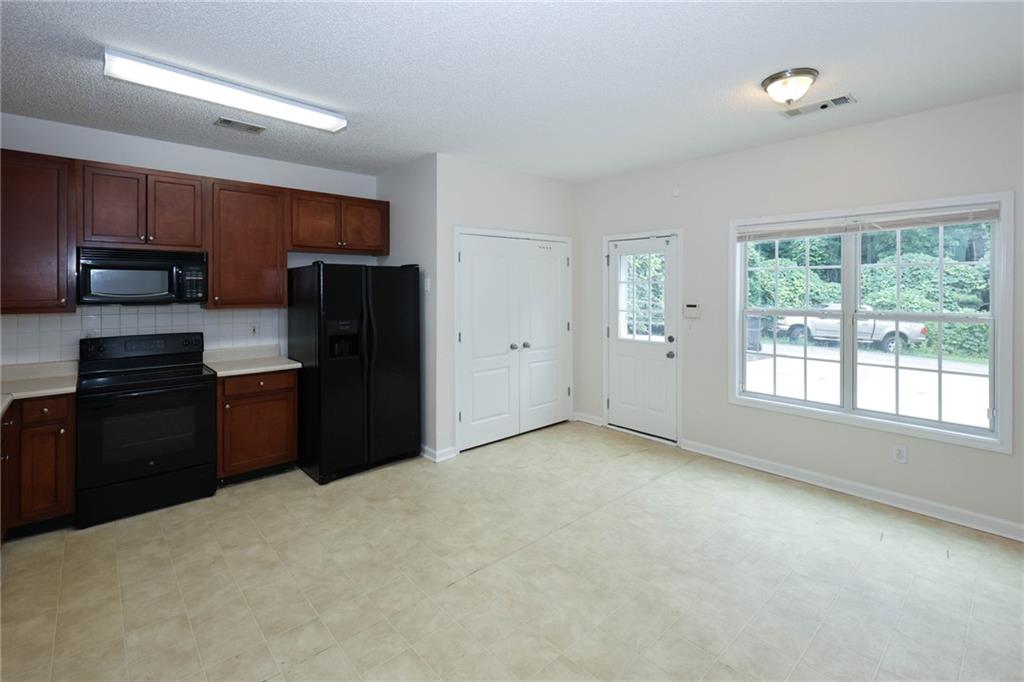 7705 Commerce Court Riverdale GA 30296