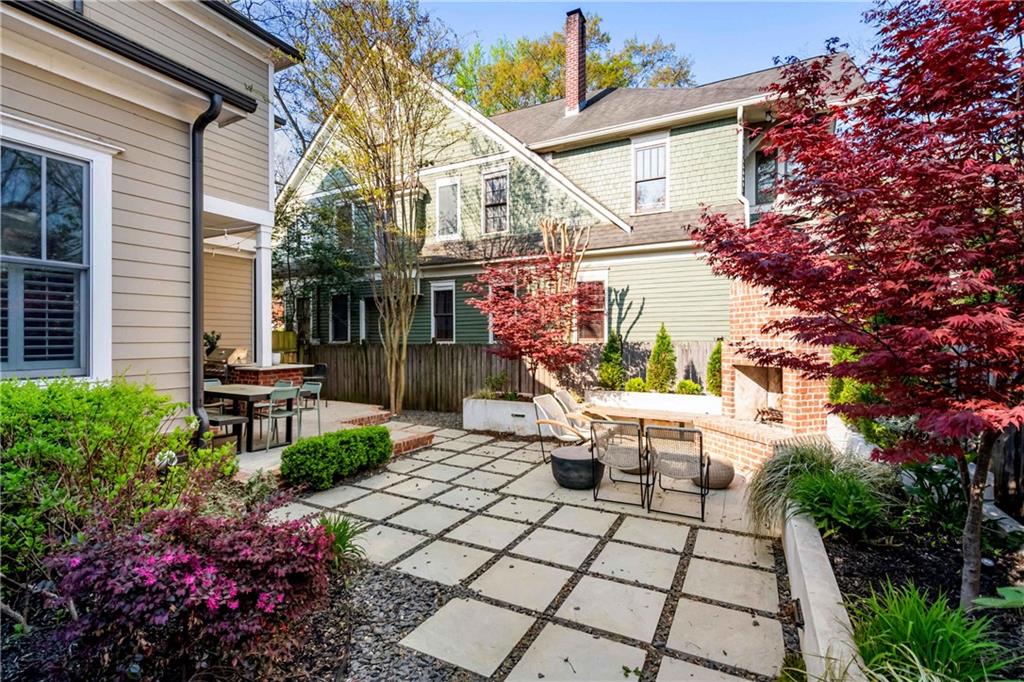 582 Charles Atlanta GA 30308