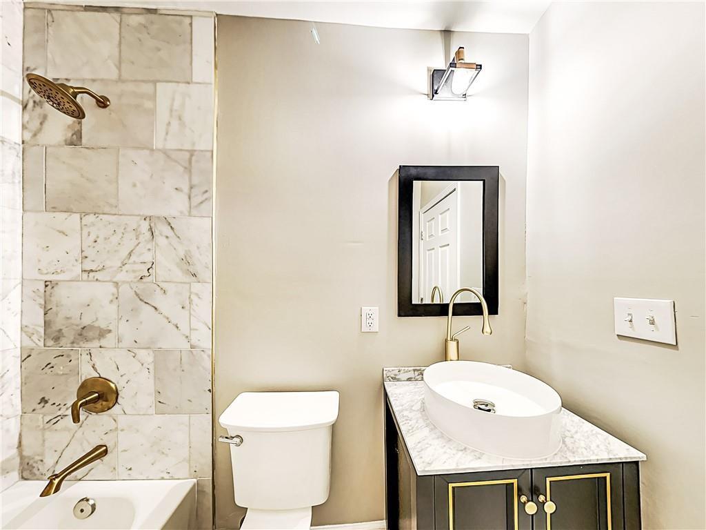 492 Elbridge Drive NW Atlanta GA 30318