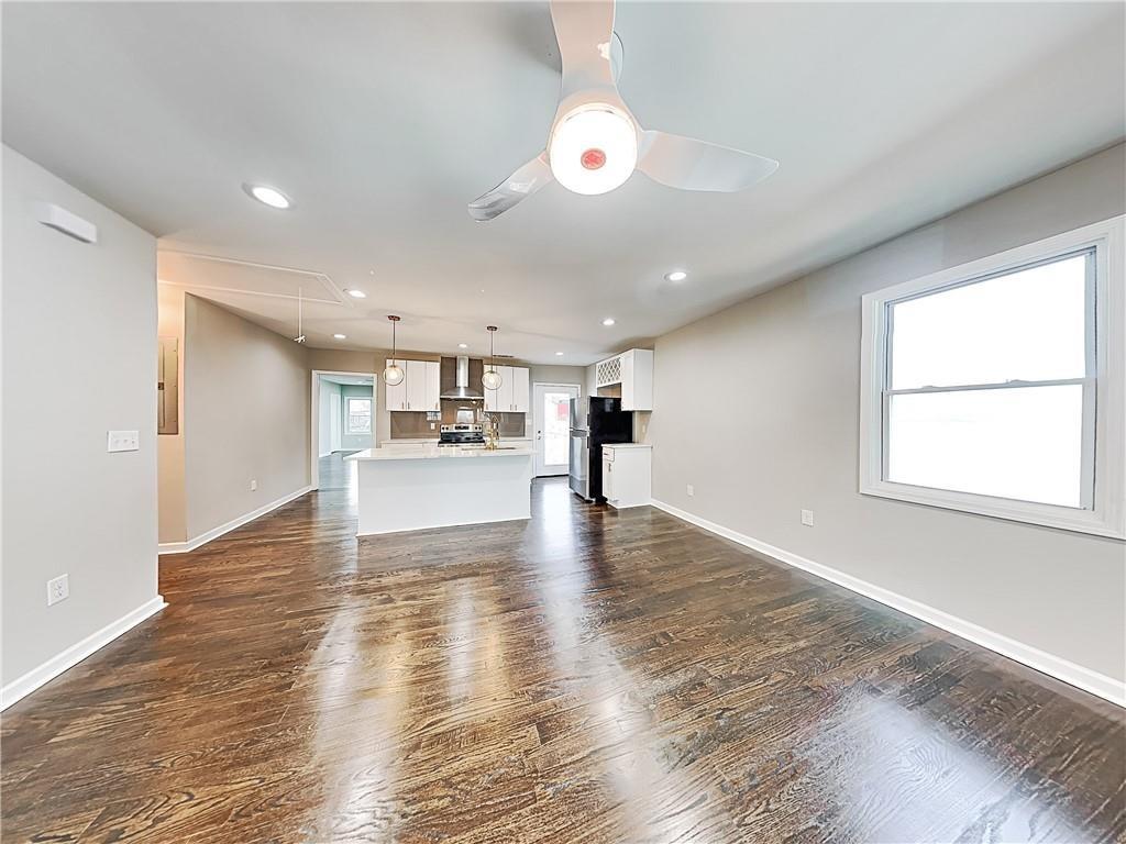 492 Elbridge Drive NW Atlanta GA 30318
