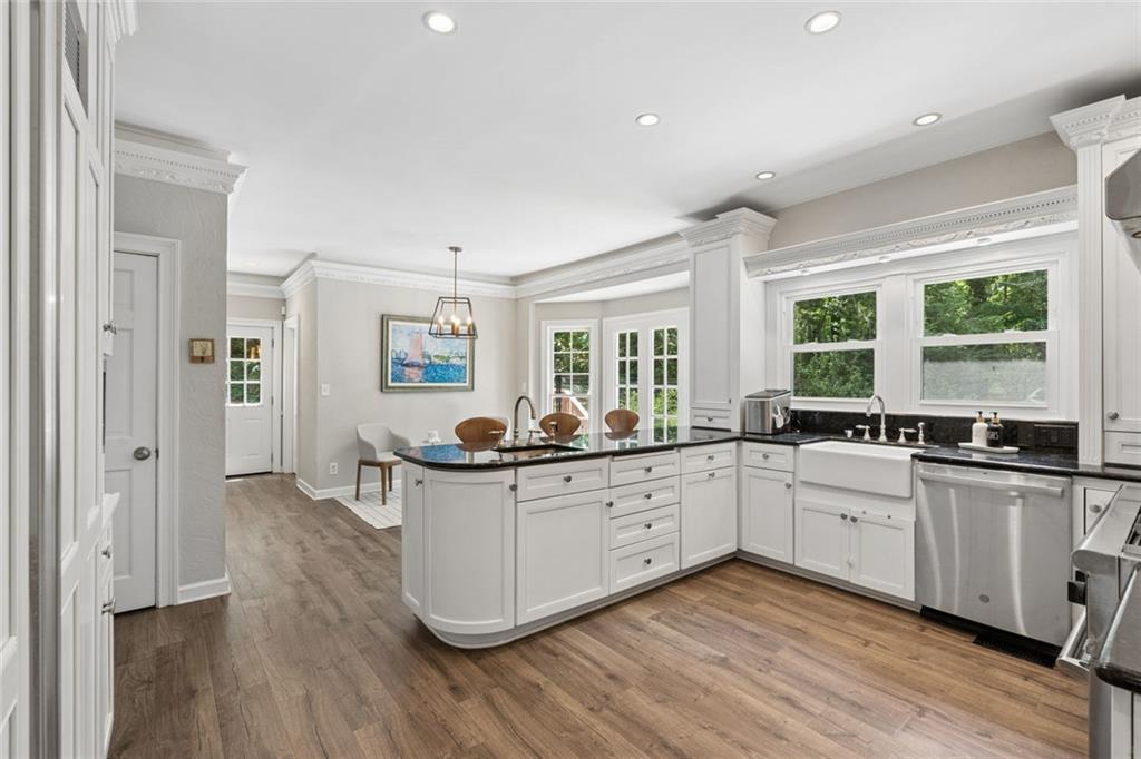 210 Willow Lake Cove Roswell GA 30075