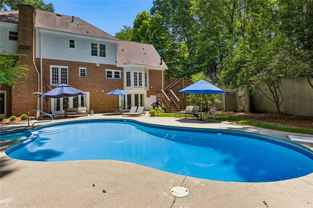 210 Willow Lake Cove Roswell GA 30075