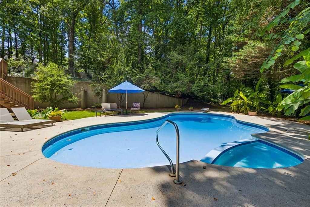 210 Willow Lake Cove Roswell GA 30075