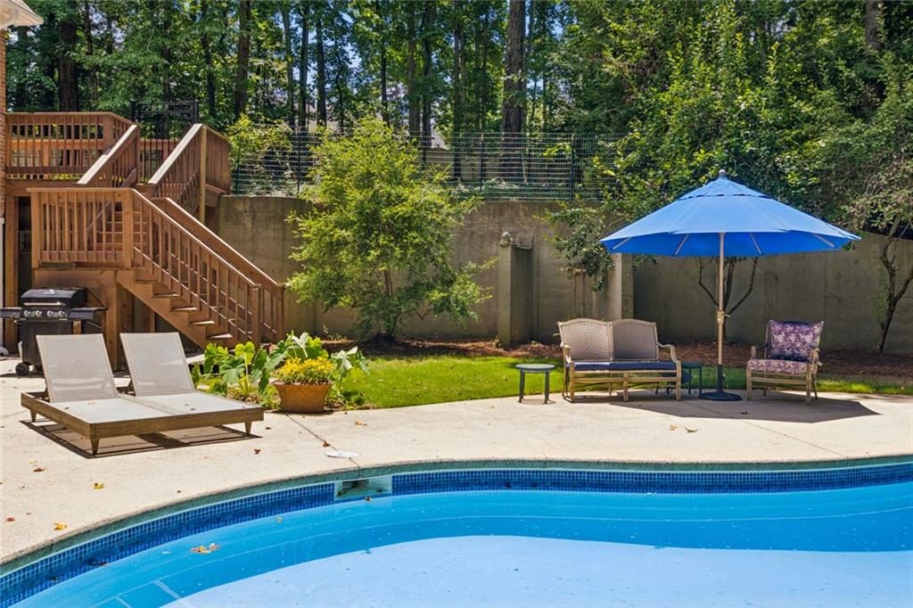 210 Willow Lake Cove Roswell GA 30075