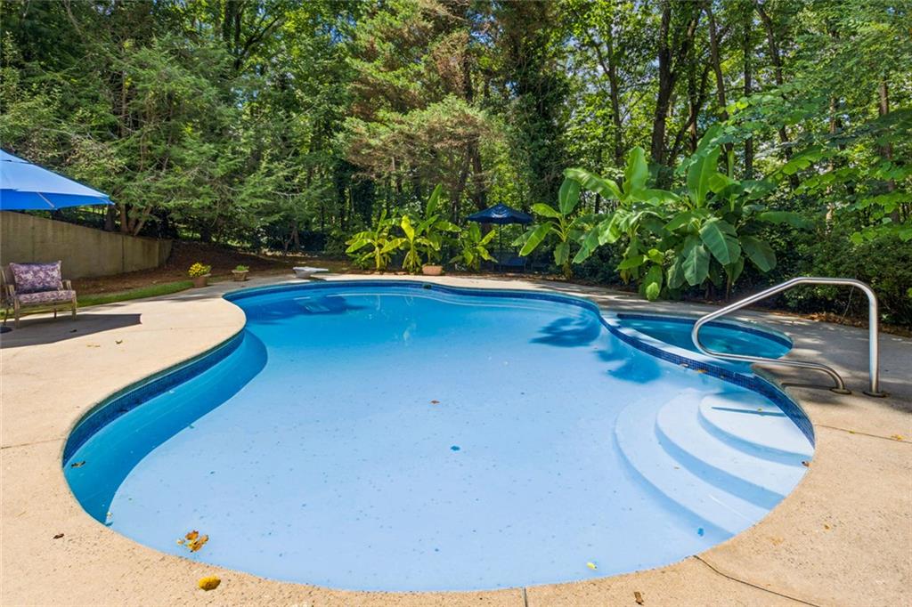 210 Willow Lake Cove Roswell GA 30075
