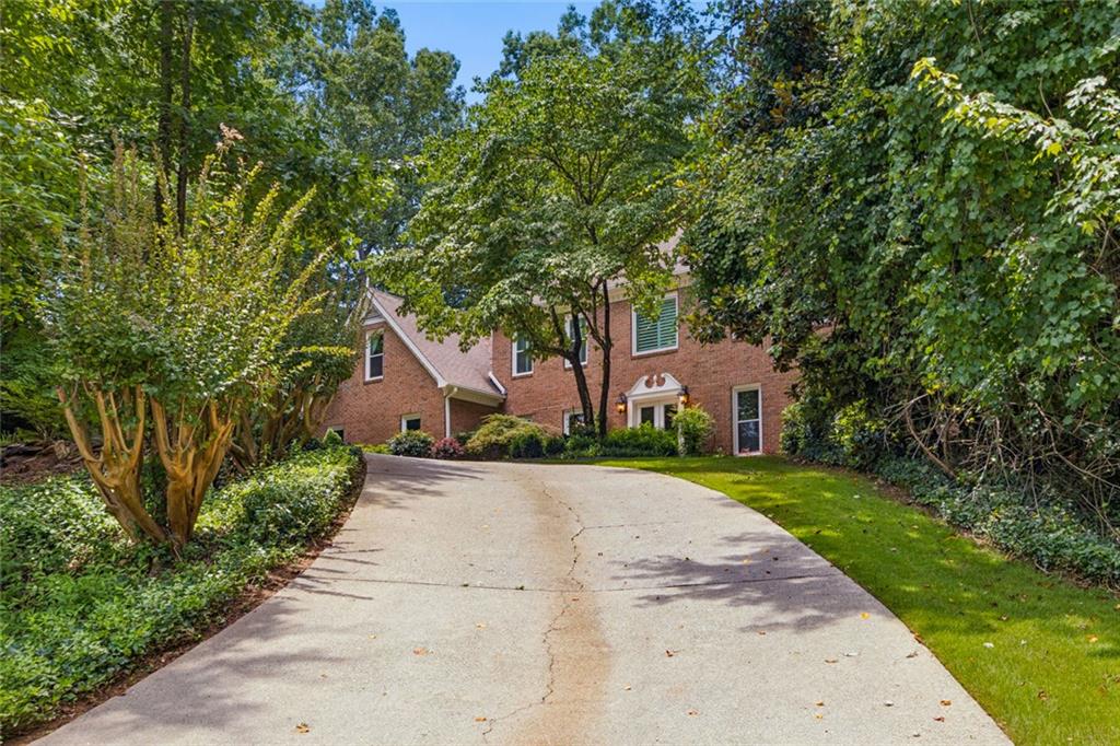 210 Willow Lake Cove Roswell GA 30075