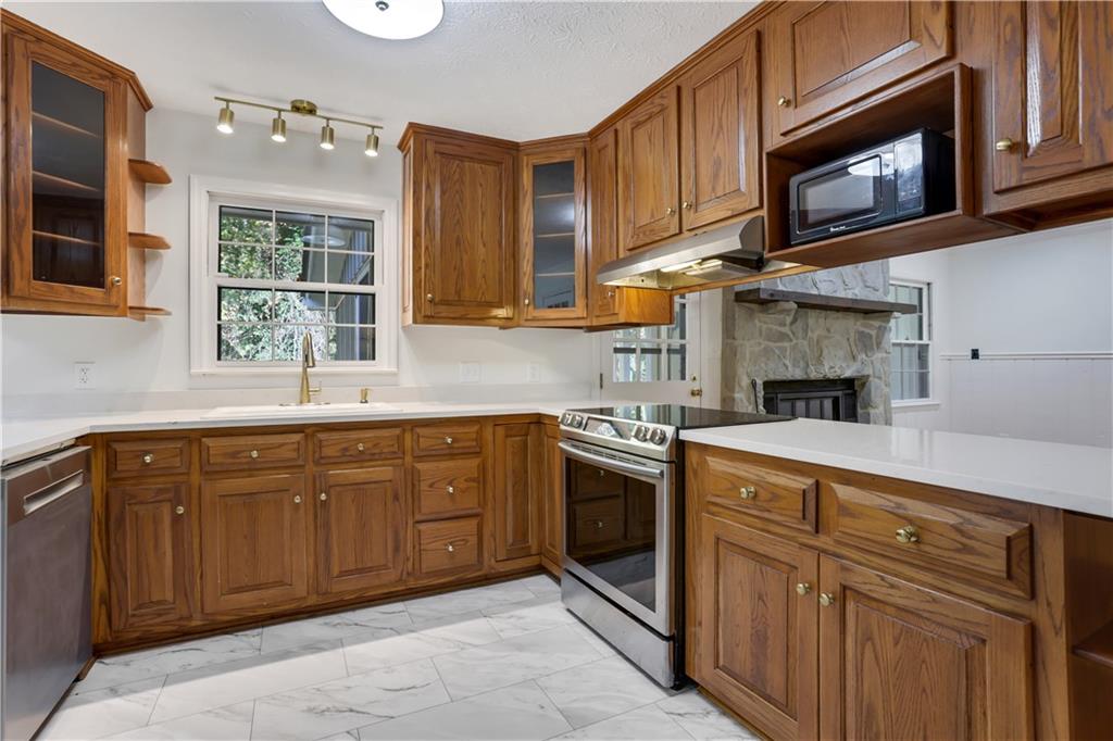 4684 Ben Hill Drive Oakwood GA 30566