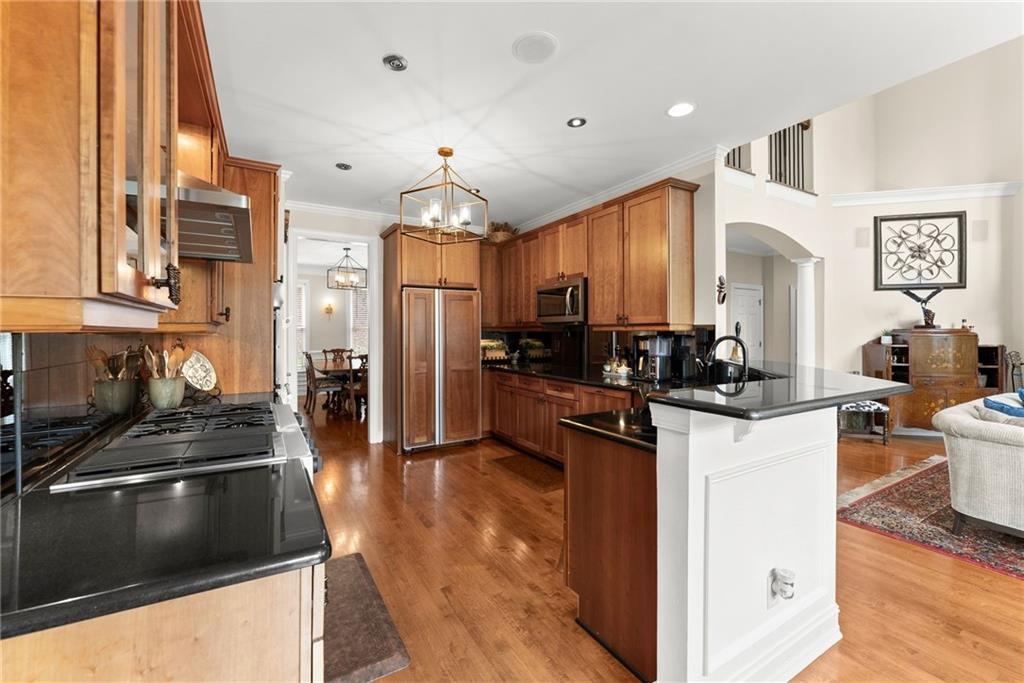 2819 NE Point Overlook Gainesville GA 30501