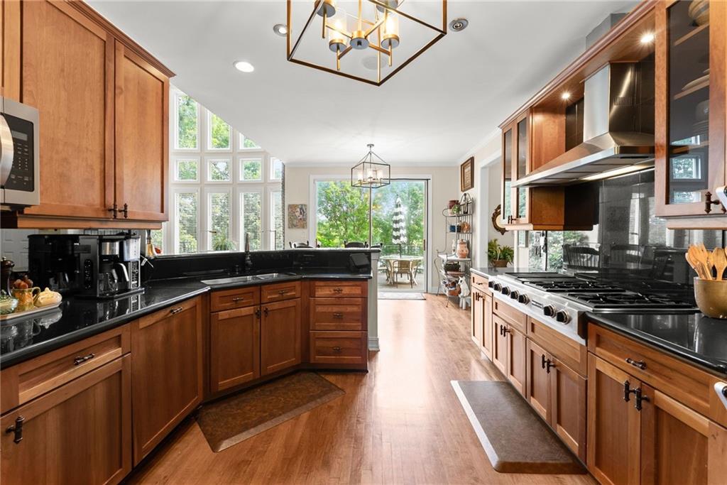 2819 NE Point Overlook Gainesville GA 30501