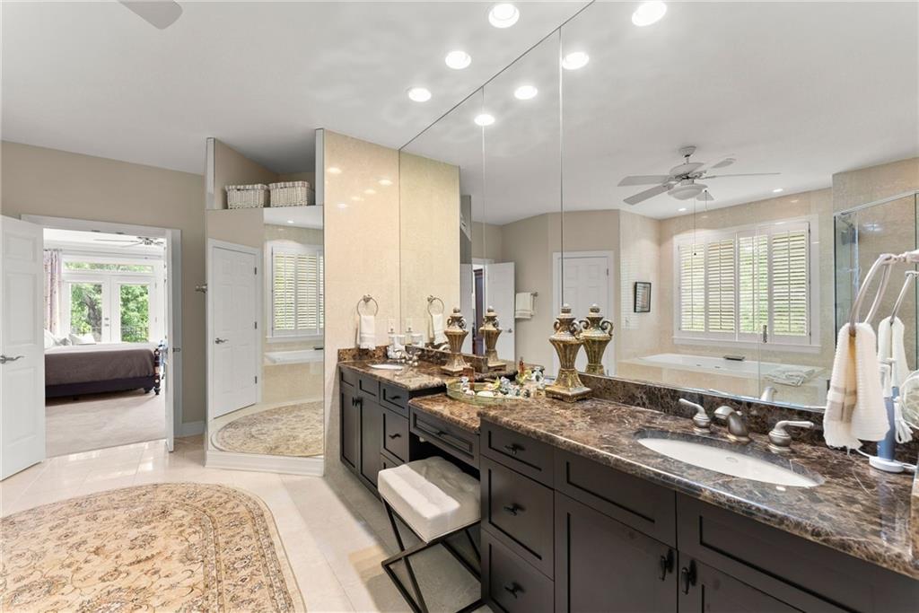 2819 NE Point Overlook Gainesville GA 30501