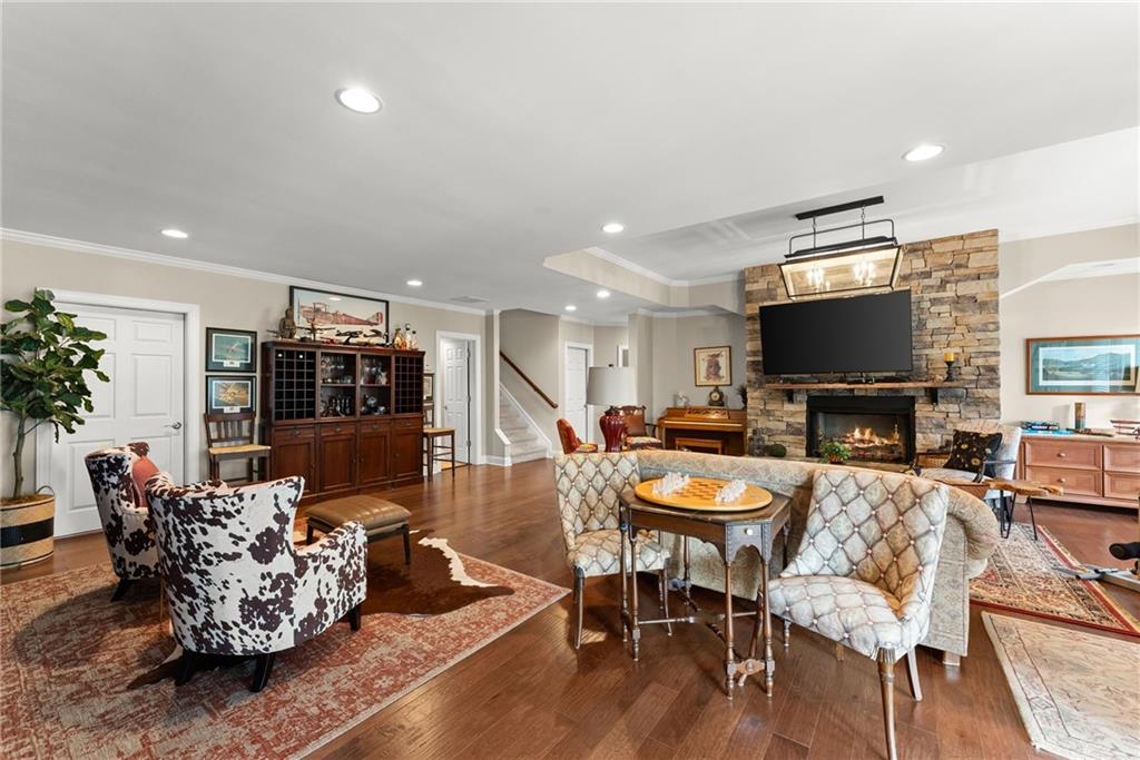 2819 NE Point Overlook Gainesville GA 30501