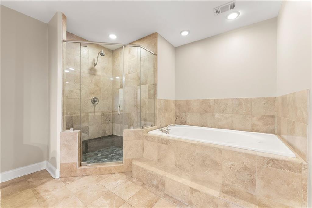 2819 NE Point Overlook Gainesville GA 30501