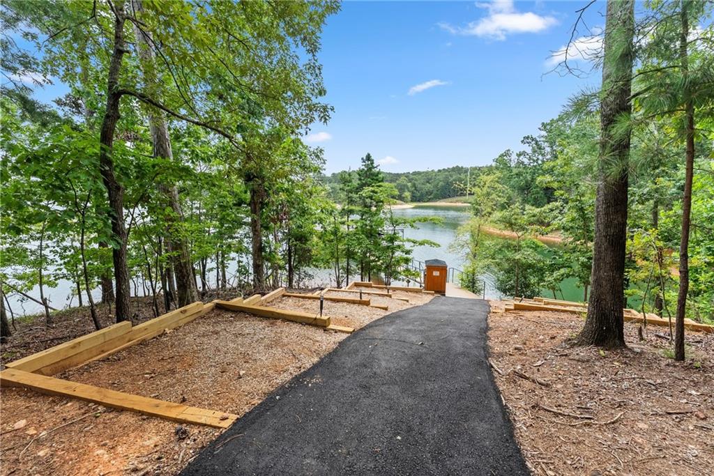 2819 NE Point Overlook Gainesville GA 30501