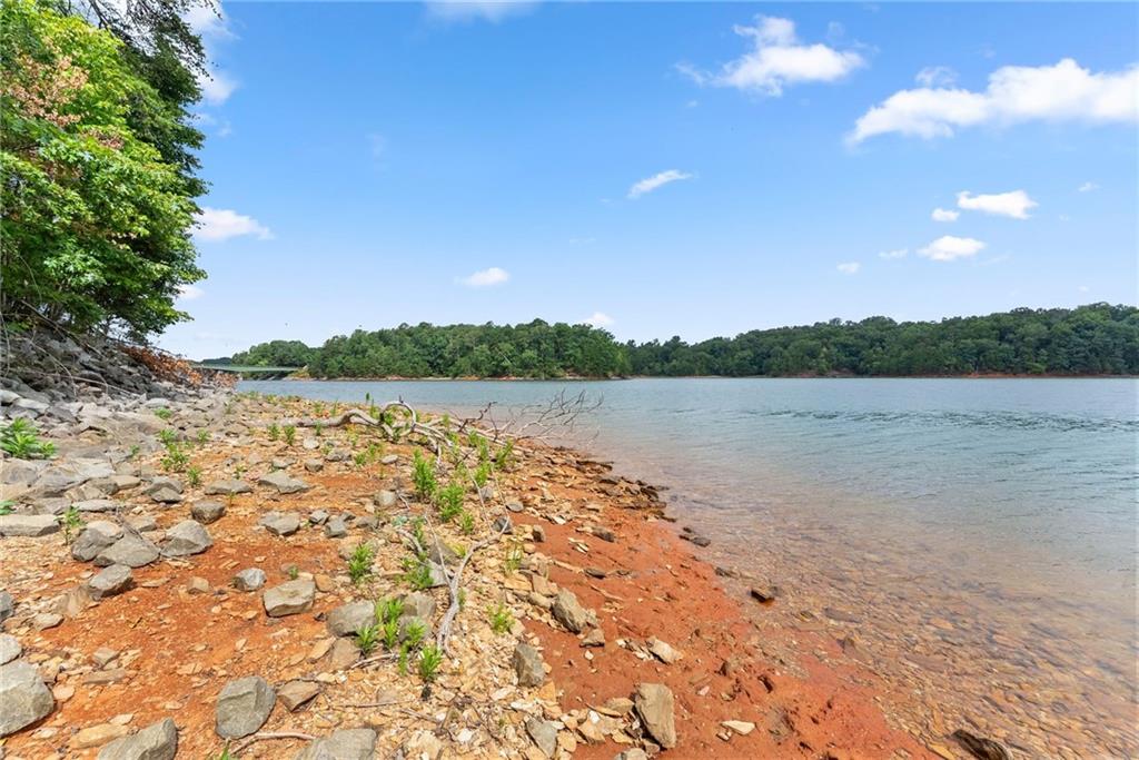 2819 NE Point Overlook Gainesville GA 30501