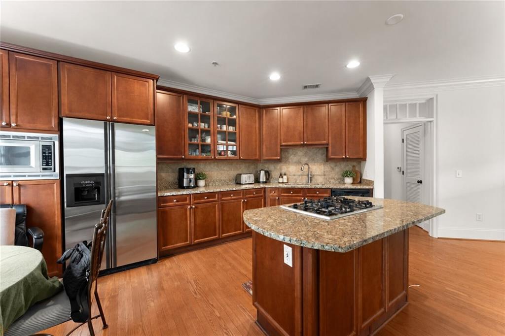 828 Highland Lane NE Atlanta GA 30306