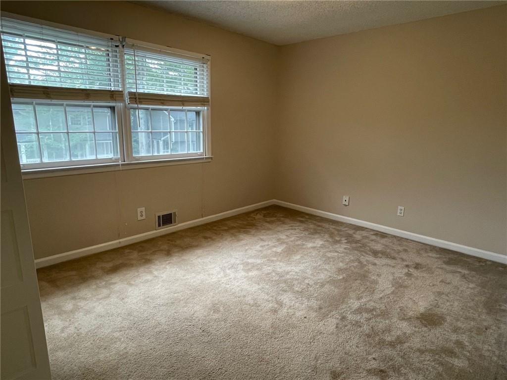 2762 Farmstead Road SE Smyrna GA 30080