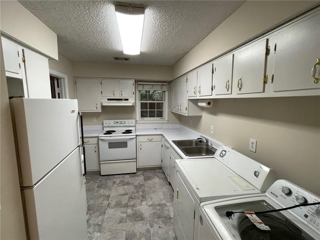 2762 Farmstead Road SE Smyrna GA 30080