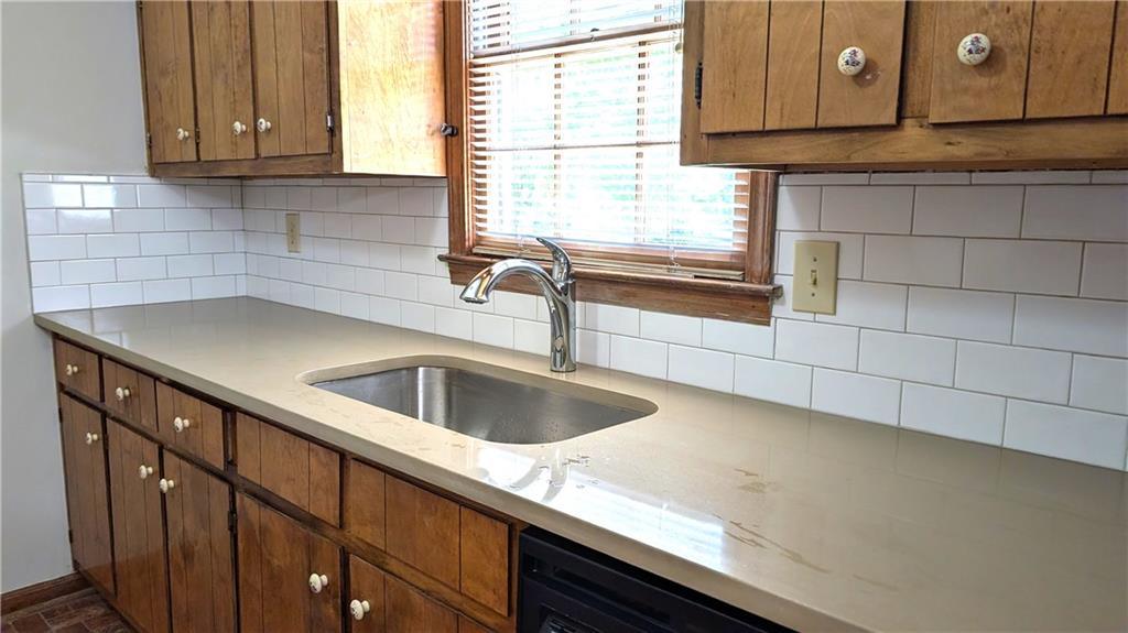 585 Wayside Drive Lawrenceville GA 30046