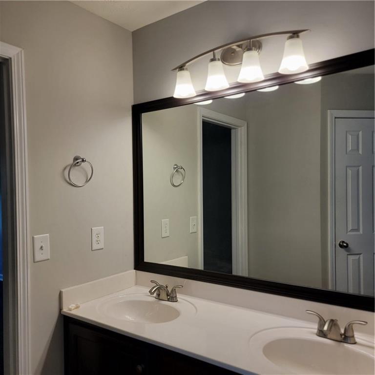 5219 Leecroft Drive Buford GA 30518