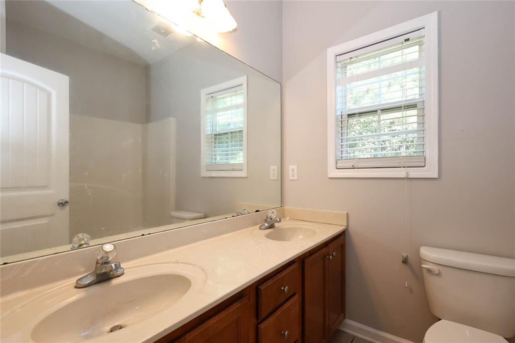 2025 Jessica Way NE Conyers GA 30012