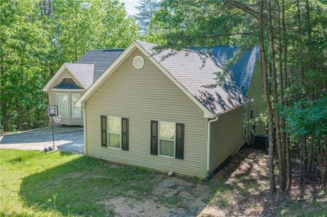 262 Morse Elm Loop Waleska GA 30183