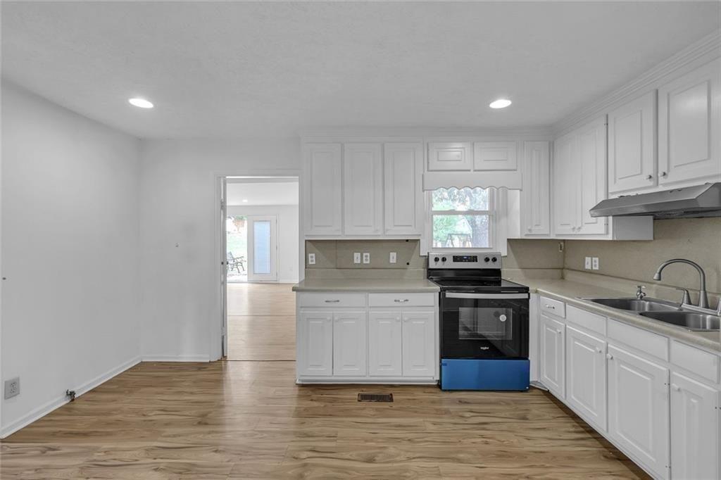 1242 Cooper Road Snellville GA 30078