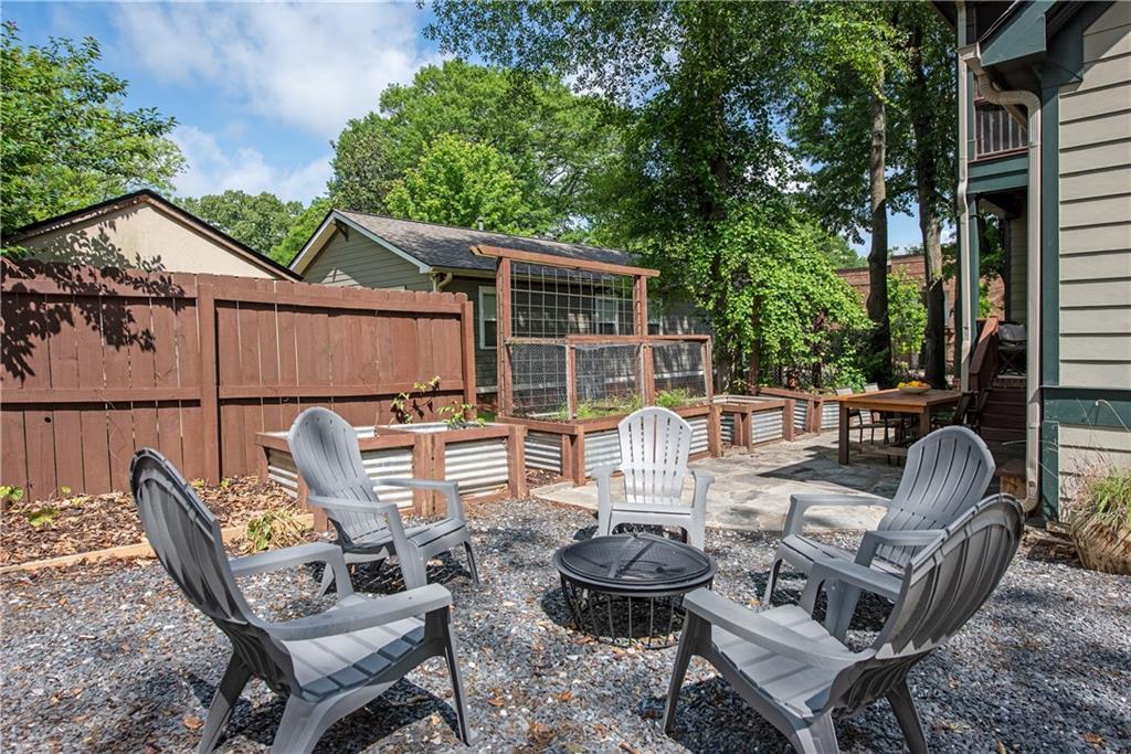 1919 Bixby Street SE Atlanta GA 30317